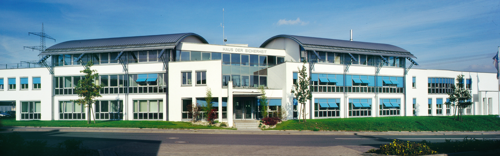 Außenansicht WSO Firmengebäude/Haus der Sicherheit